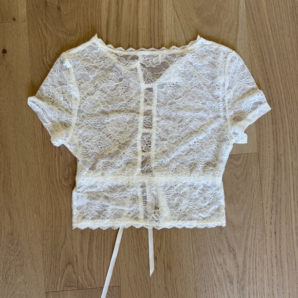 White lace top - meshki - Picture 4 of 4